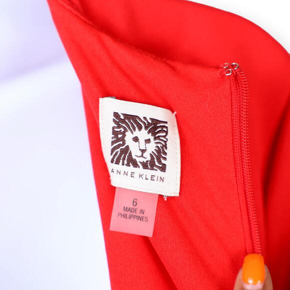 Anne Klein Red Stretch V-Neck Sheath Dress 6 - Picture 4 of 7